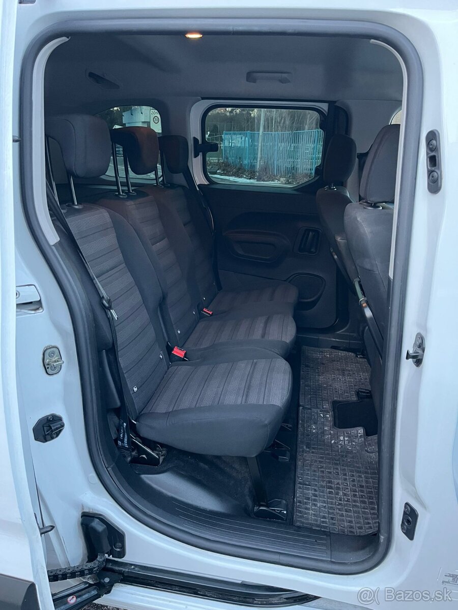 Opel Combo Life 1.2 Turbo Life - 11