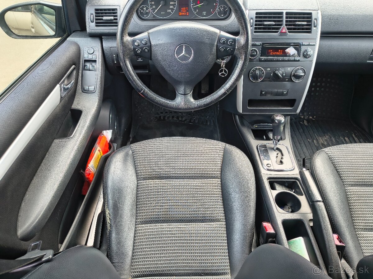 A150 benzín AUTOMAT Slovenské - 11