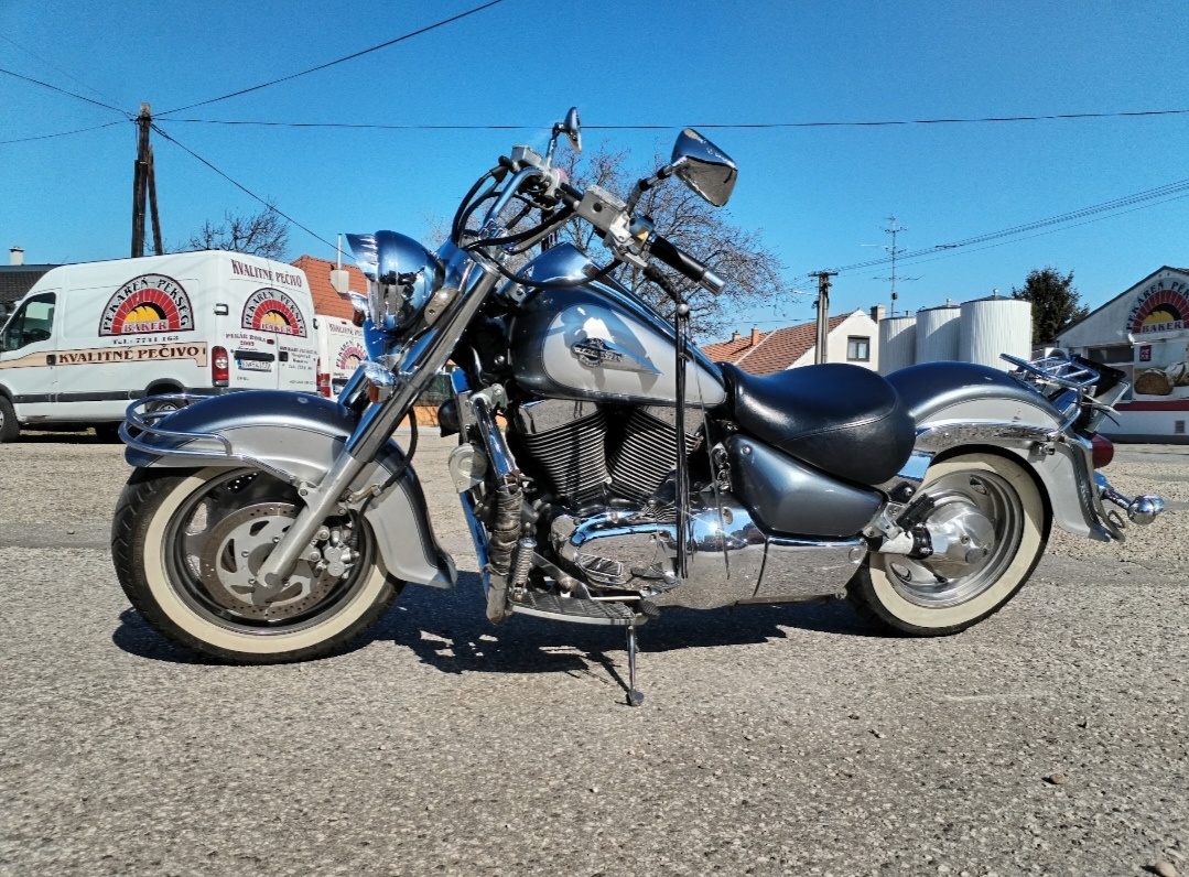 Predá Suzuki INTRUDER LC1500 - 11