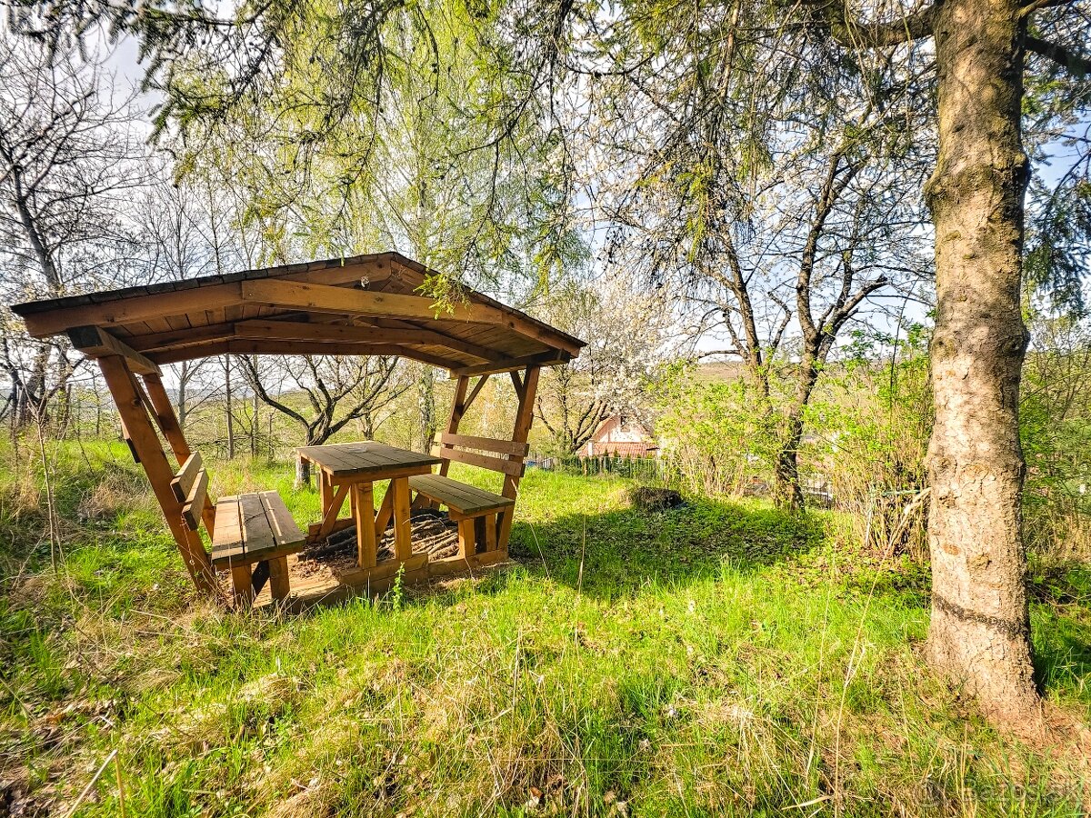 ZÁHRADNY POZEMOK S KRÁSNYM VÝHĽADOM, BYSTER - 11