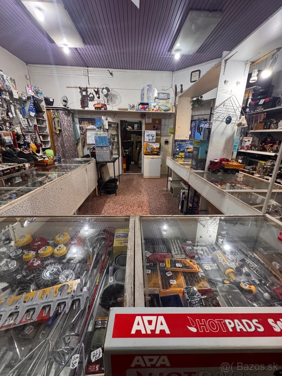 Budova Centrum Vranov n/T Družstevník - 11