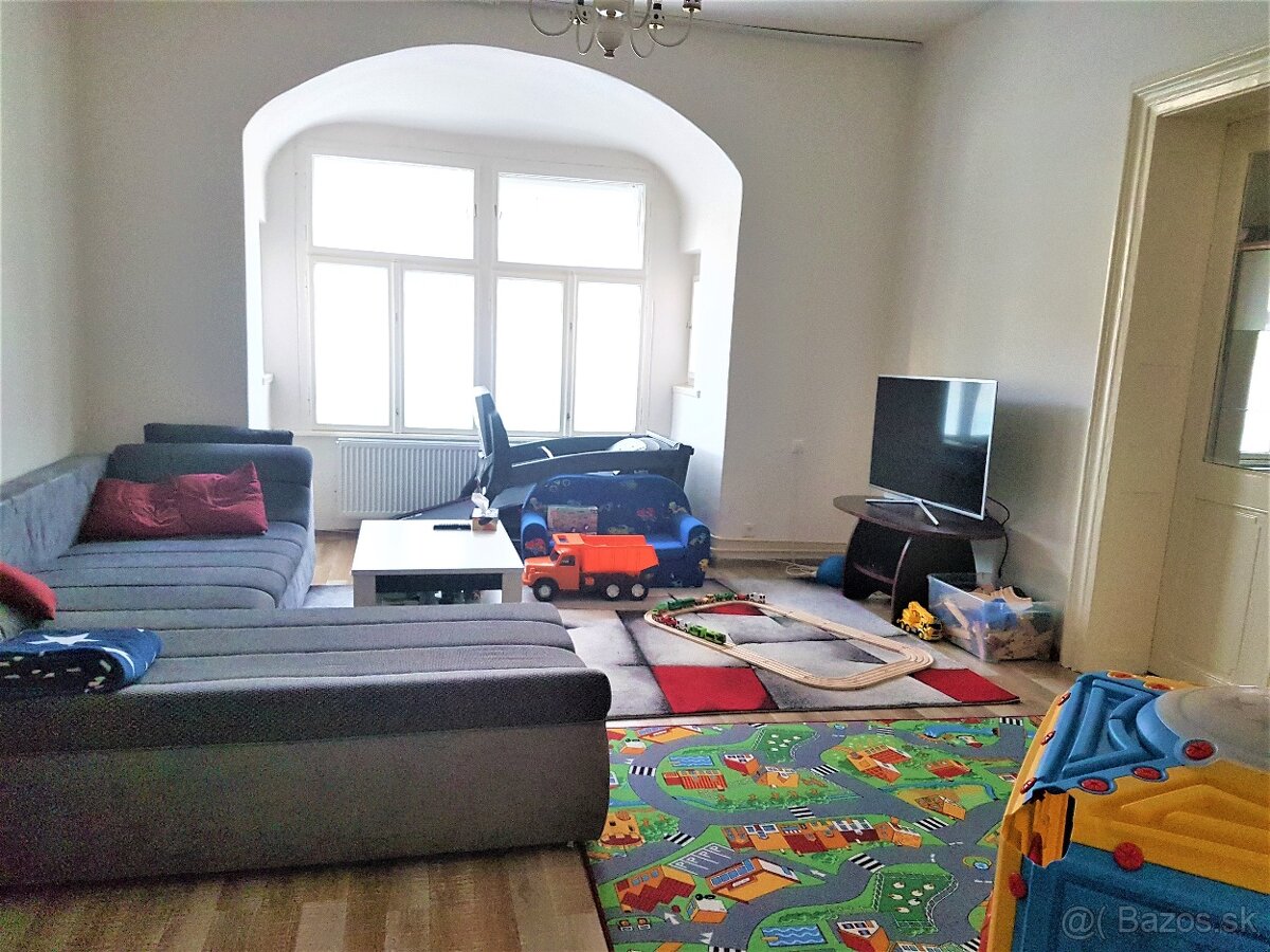 Dám do prenájmu 3i BYT 90 m² v centre TT - 11