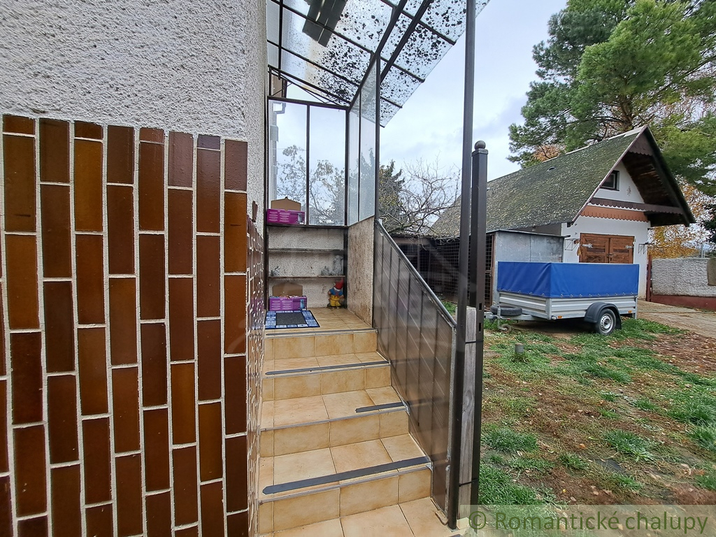 Poschodový dvojgeneračný dom so suterénom a veľkou záhrado - 11