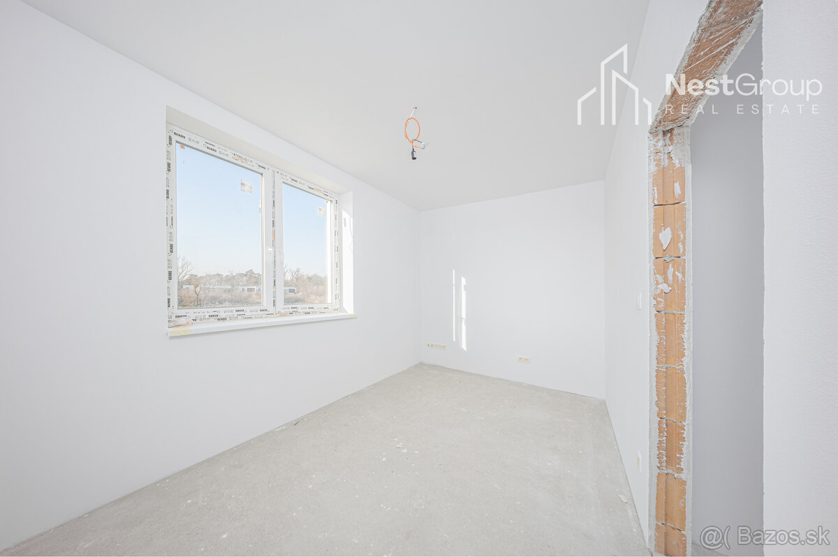 PREDAJ NOVOSTAVBA 4-IZBOVÝ BUNGALOV, POZEMOK 300 m2, HUBICE - 11