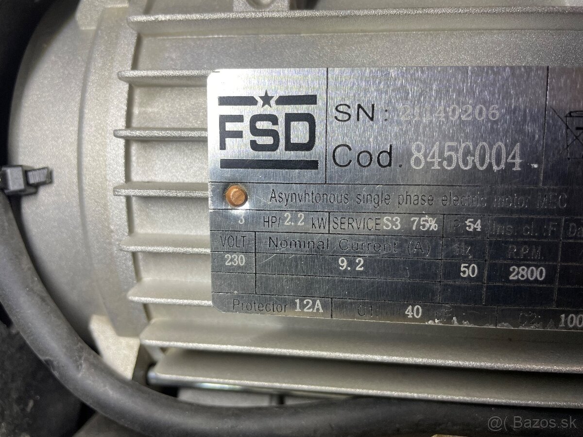 Vzduchový 2-valcový kompresor 230v 2,2kw - 11