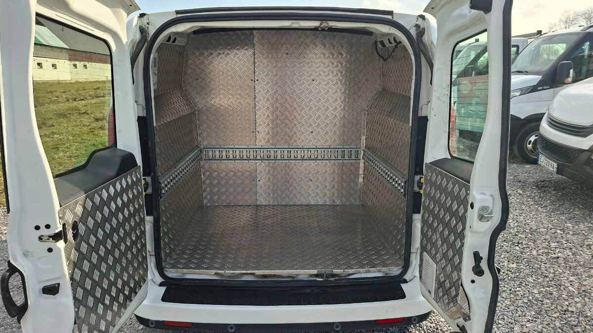 FIAT DOBLO 1.6, rv2021 - 11