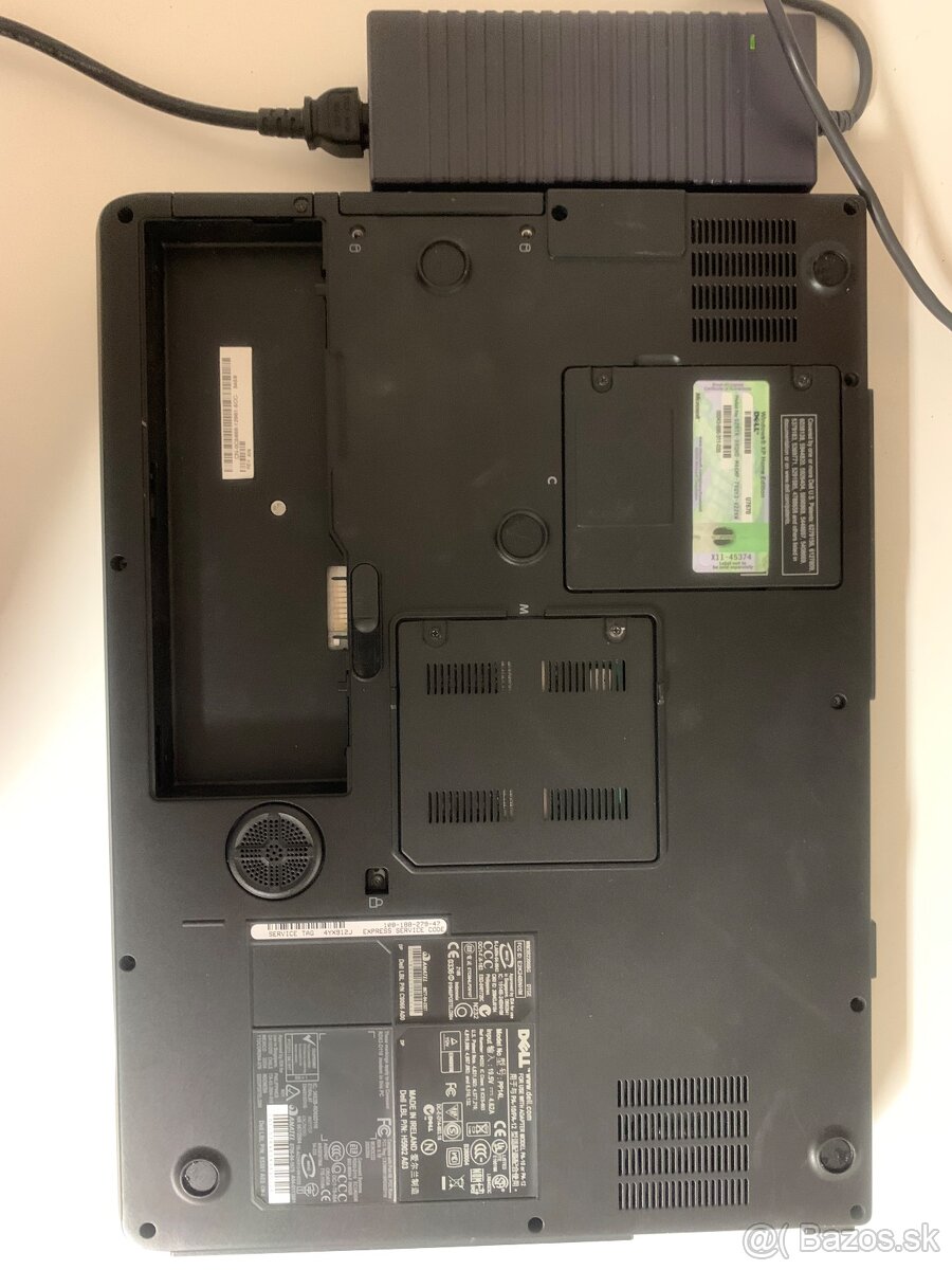 Dell Inspiron 9300 17" - 11