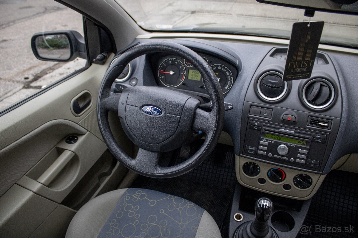 Ford Fiesta 1.25i Duratec Family - 11