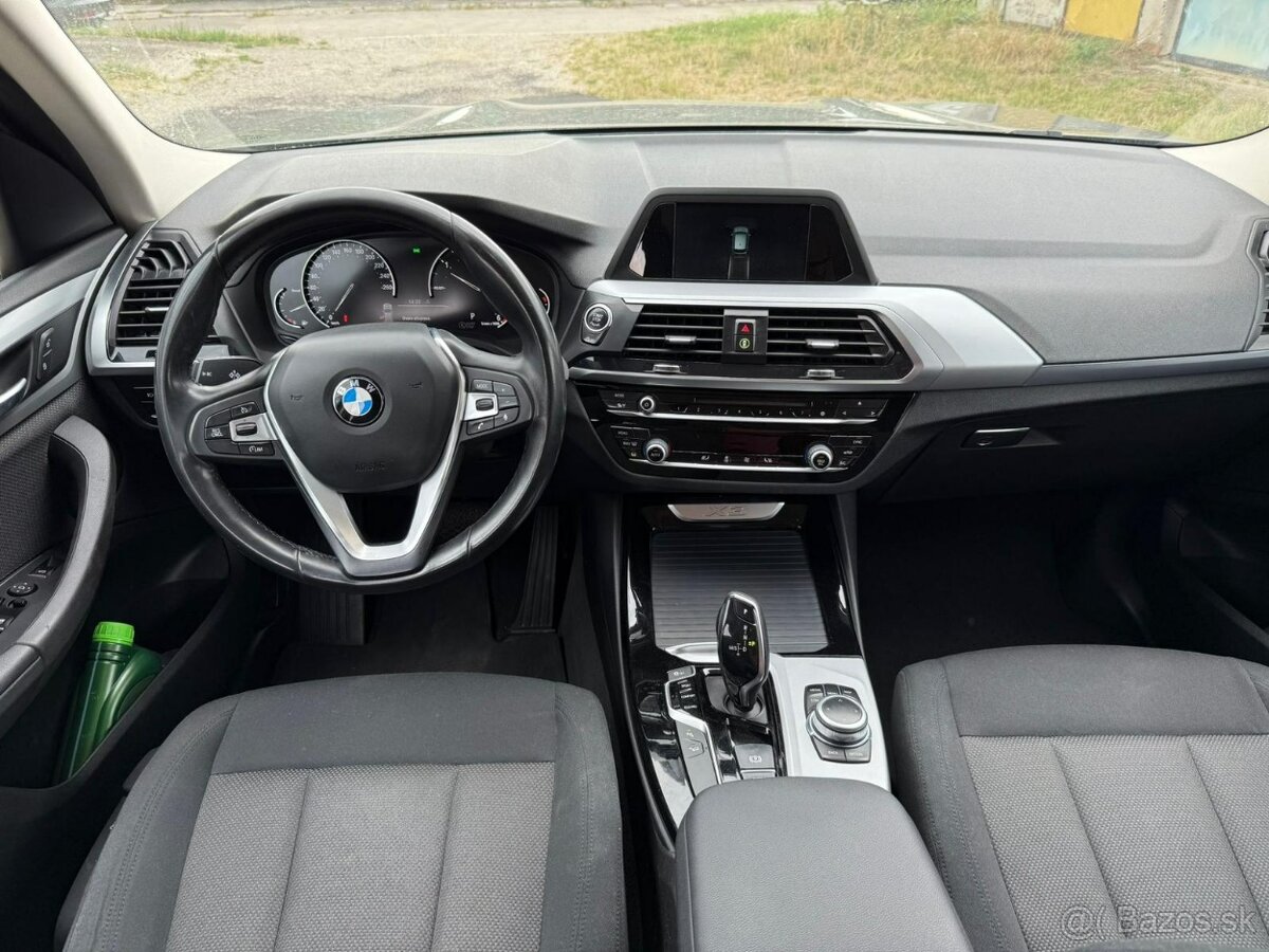BMW X3 xDrive20d Advantage A/T - 11