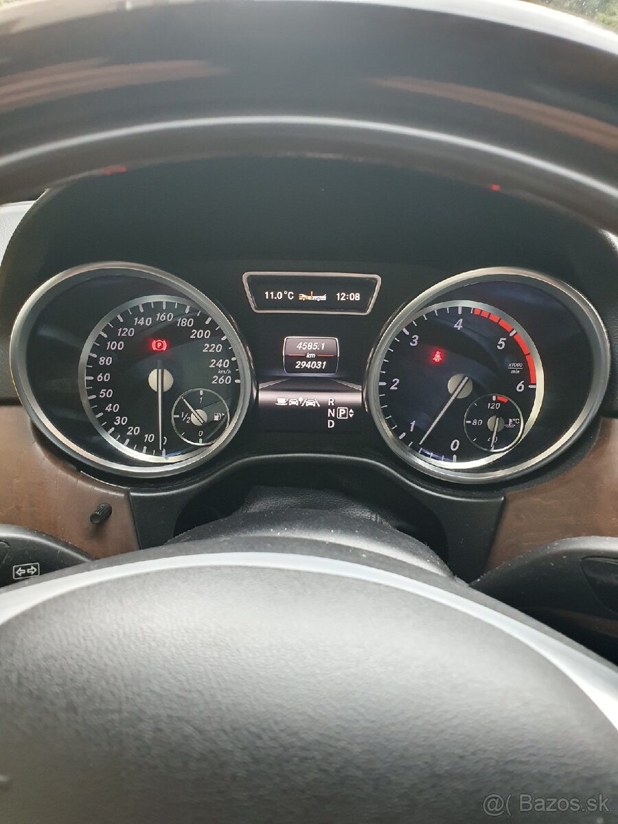 Mercedes Benz ML 350 - 11