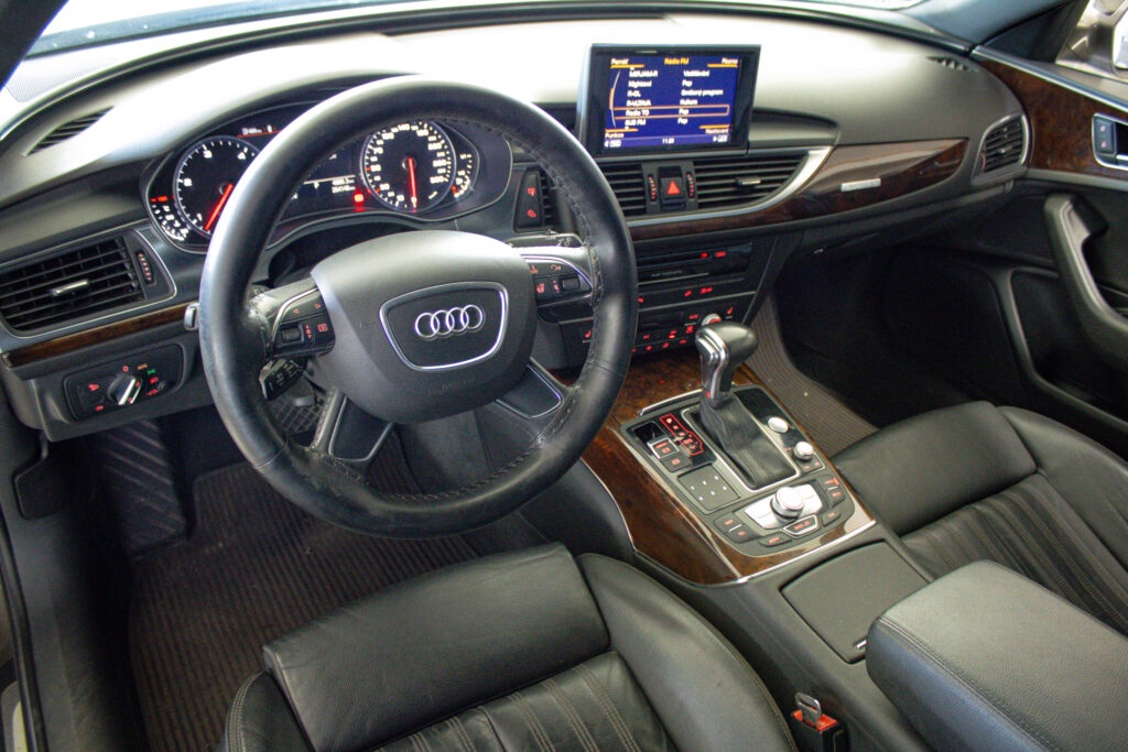 Audi A6 Allroad 3.0 TDI quattro S tronic - 11