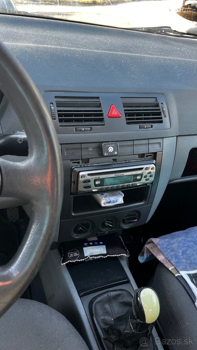 Fabia Junior 1.0 benzín plyn - 11