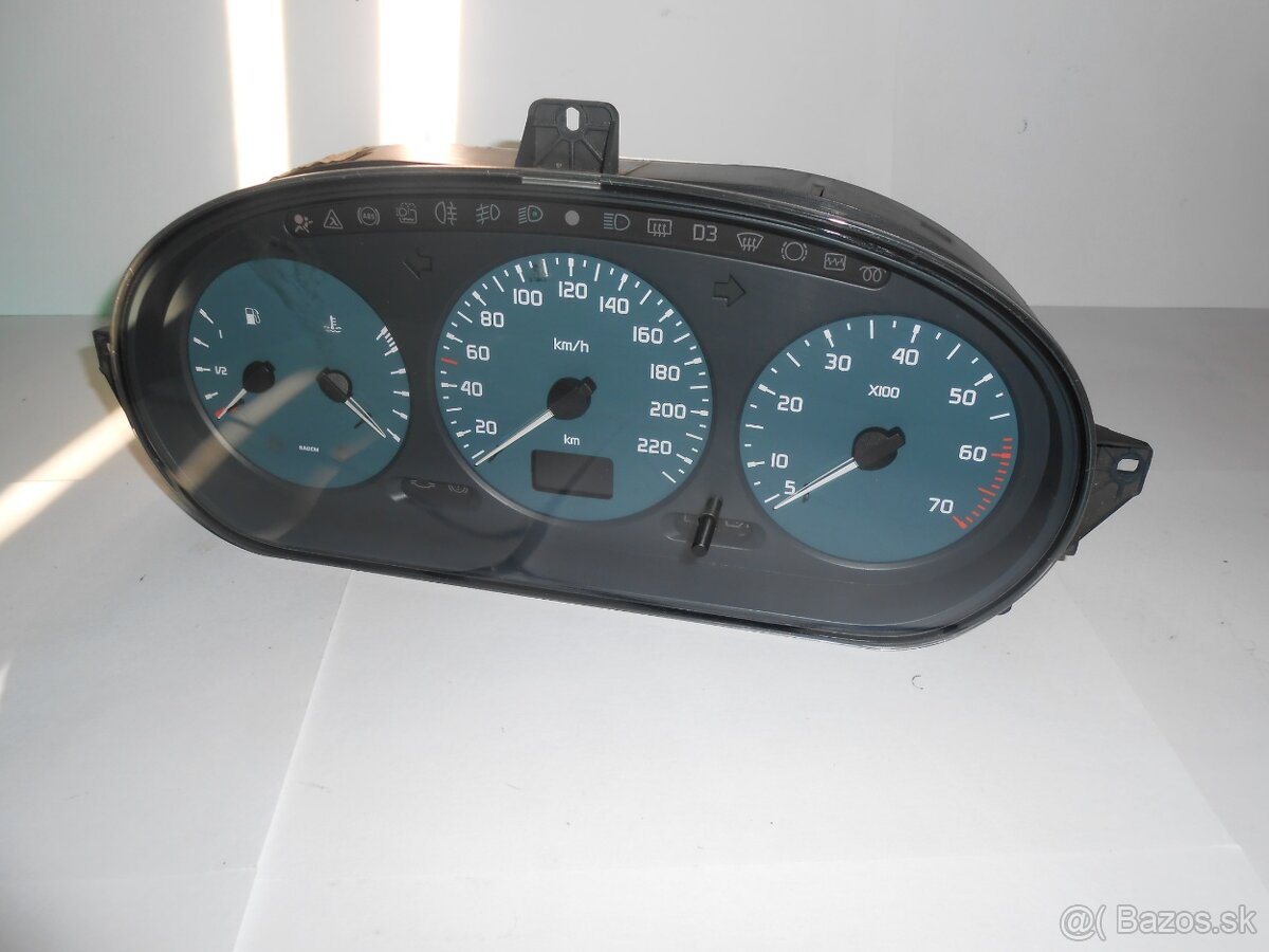 Budiky Renault Mégane / benzinové aj dieselové / - 11