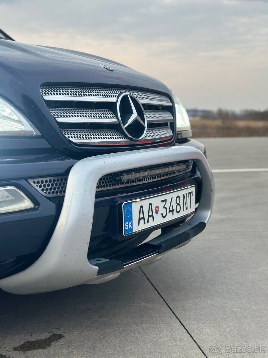 Mercedes-Benz ML270CDI 4Matic - 11