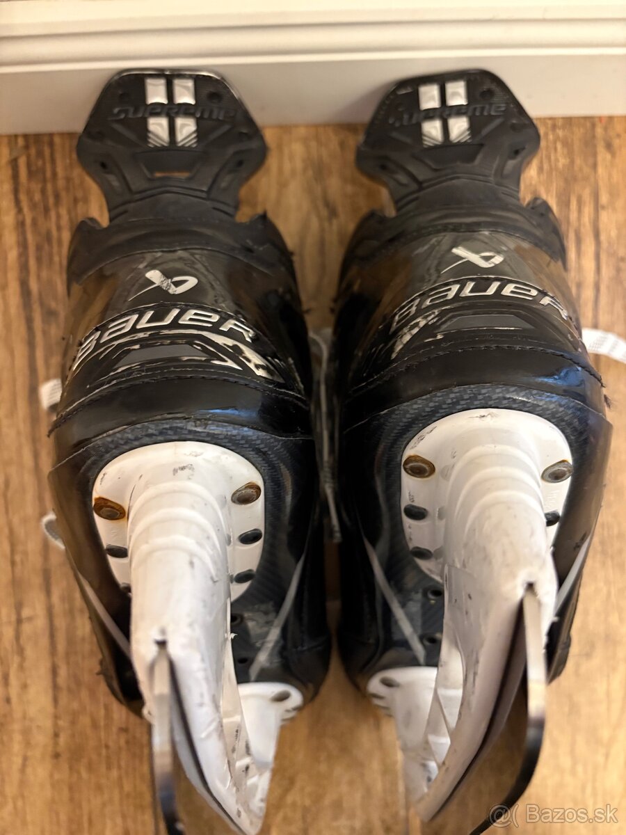 Predám hokejové korčule Bauer Mach veľ. 7, Fit 2 - 11