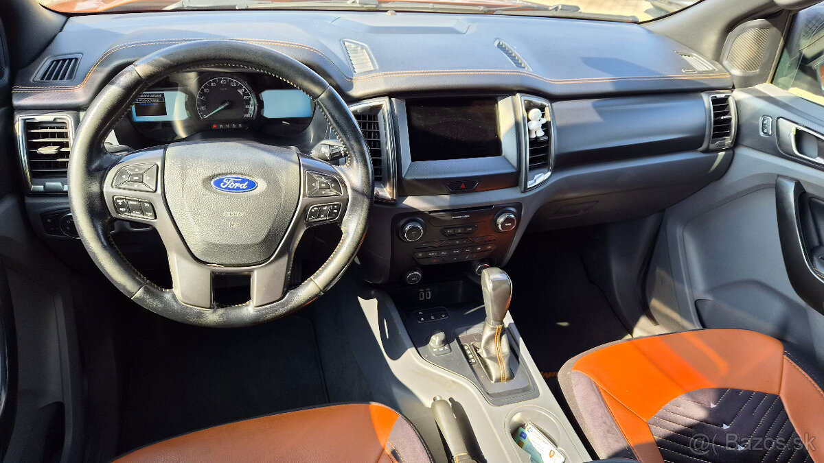Ford Ranger 3.2 TDCi DoubleCab 4x4 WildTrak A6 - 11