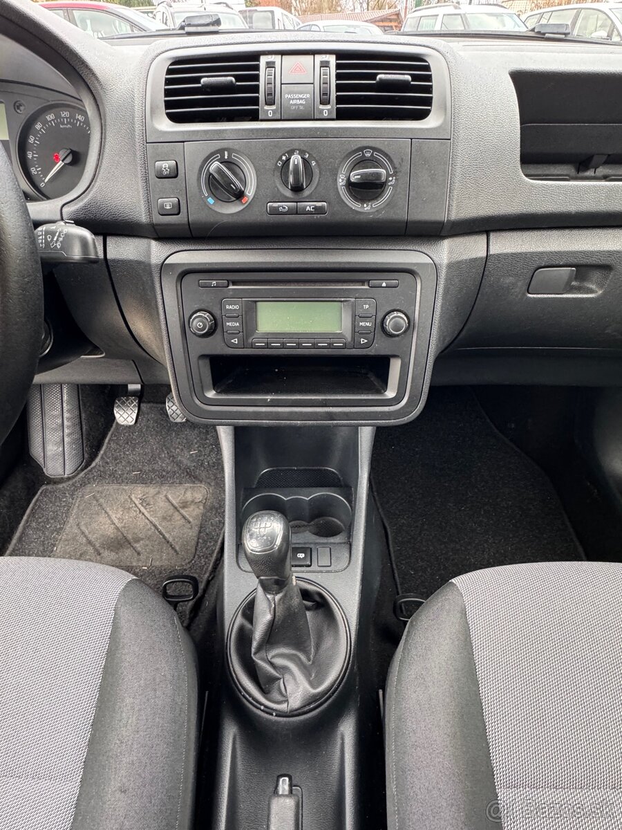 Škoda Roomster 1.2 TSI - 11