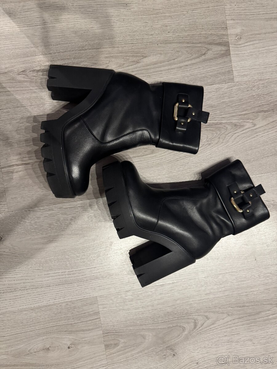 Buffalo kožené čižmy 38 - 11