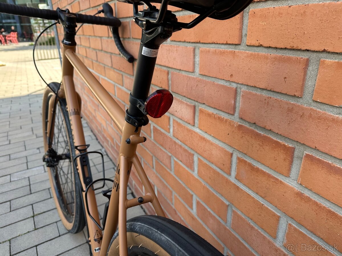 NÁDHERNÝ gravel bicykel MARIN Nicasio+ v pieskovej ako NOVÝ - 11