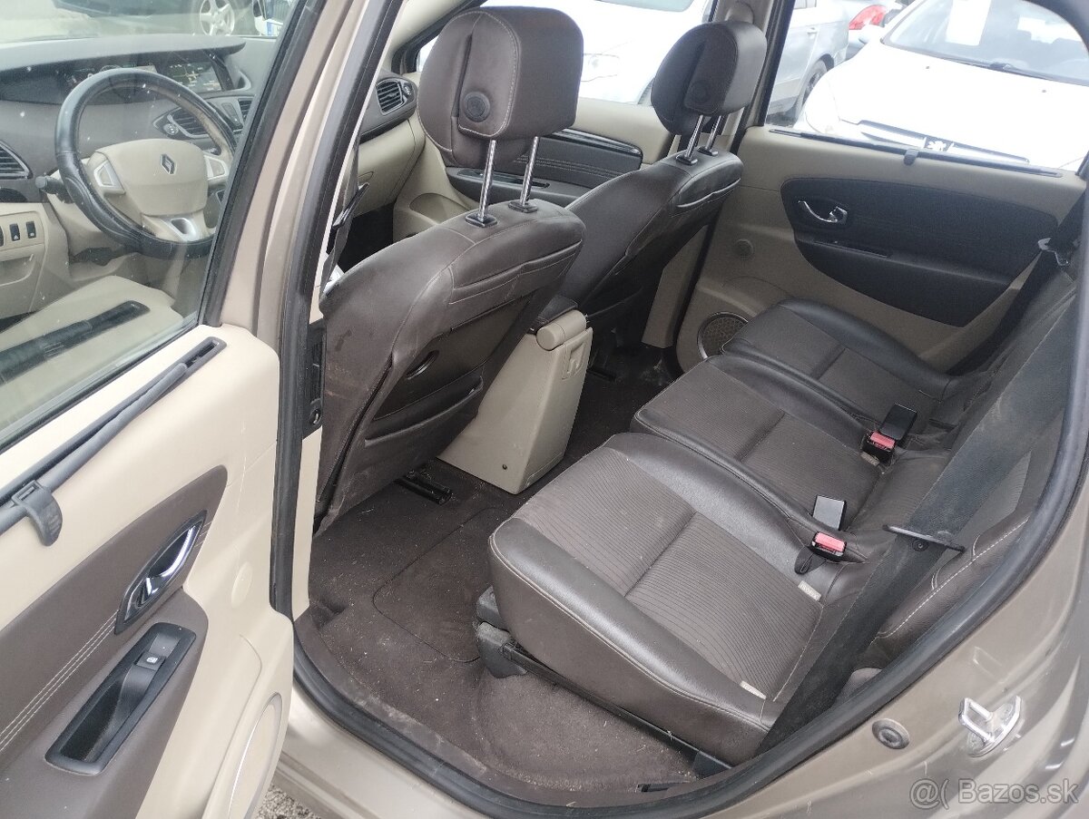 Renault Grand Scénic 1.9 dCi Advantage - 11