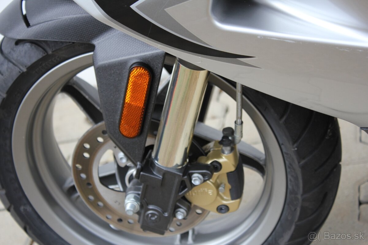 skúter aprilia SR50 2008 AM od 15 rokov ZIMNÁ CENA - 11