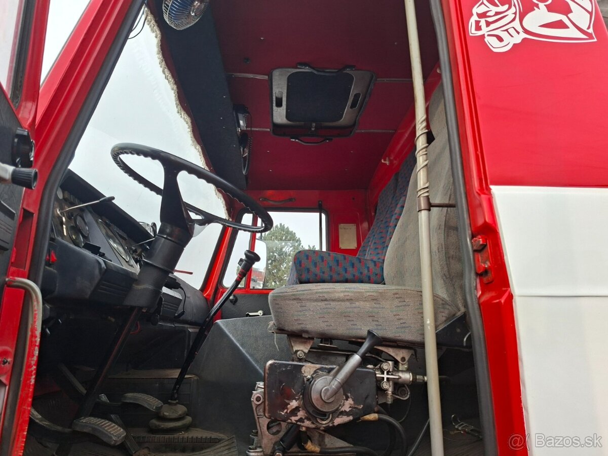 TATRA CAS 32 T 815 6X6 - 11