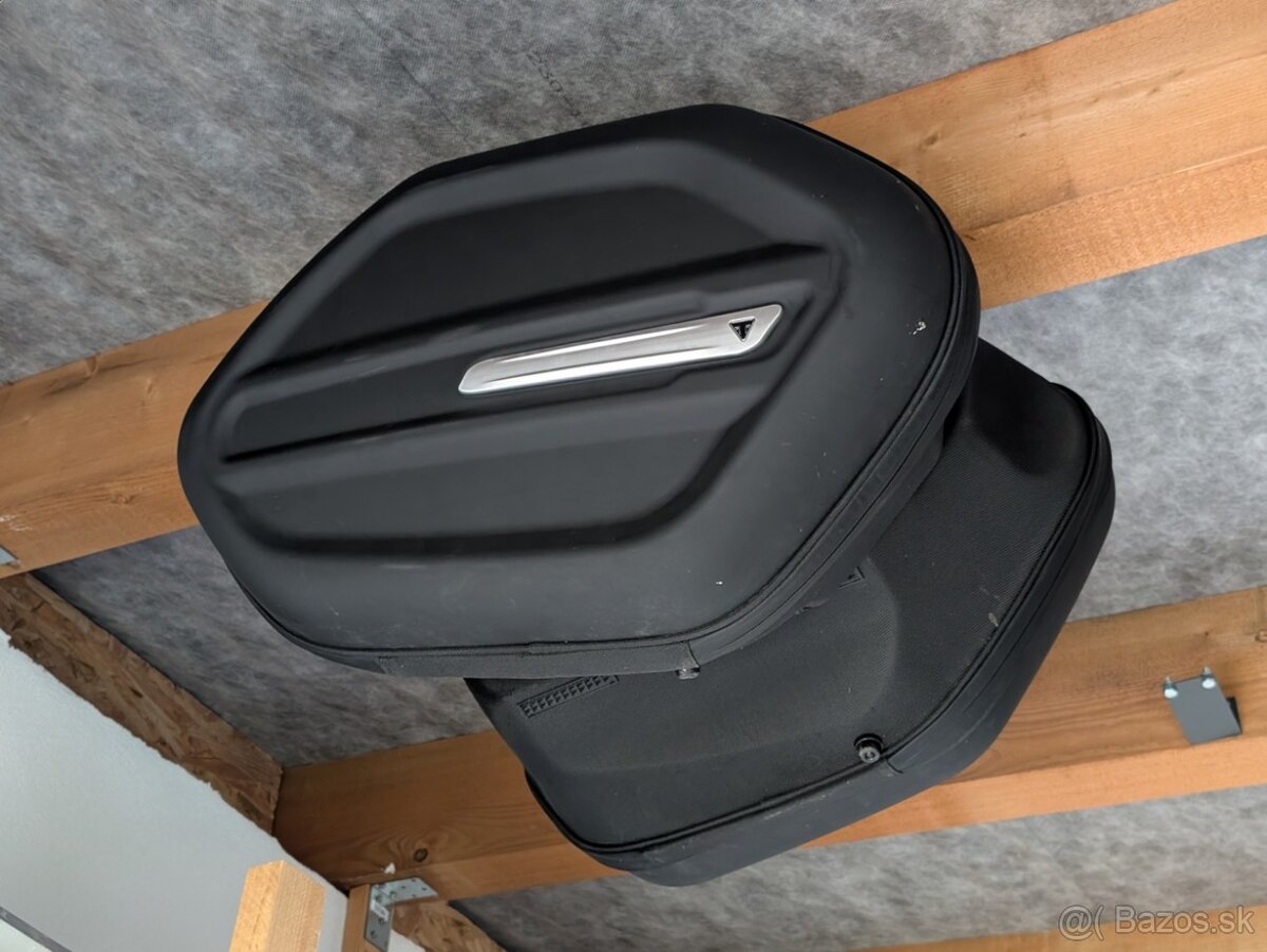 Triumph Rocket 3 GT (r.v. 2021) - 11