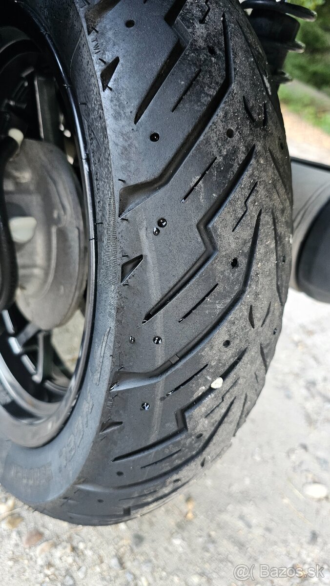 Yamaha X-MAX 250 ABS r.v. 2016 - 11