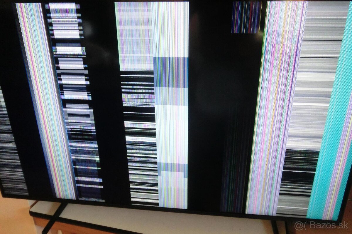 LCD televízory na náhradné diely . - 11