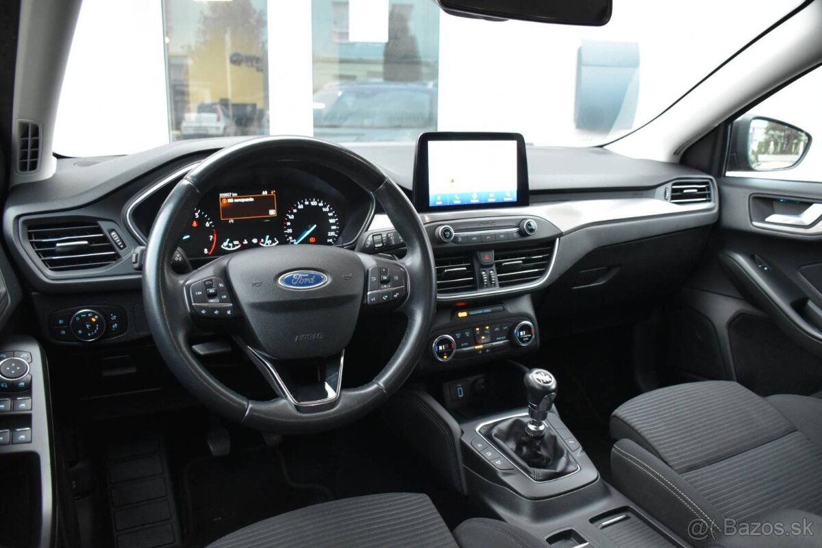 Ford Focus Kombi 1.0 EcoBoost 125k Titanium - 11