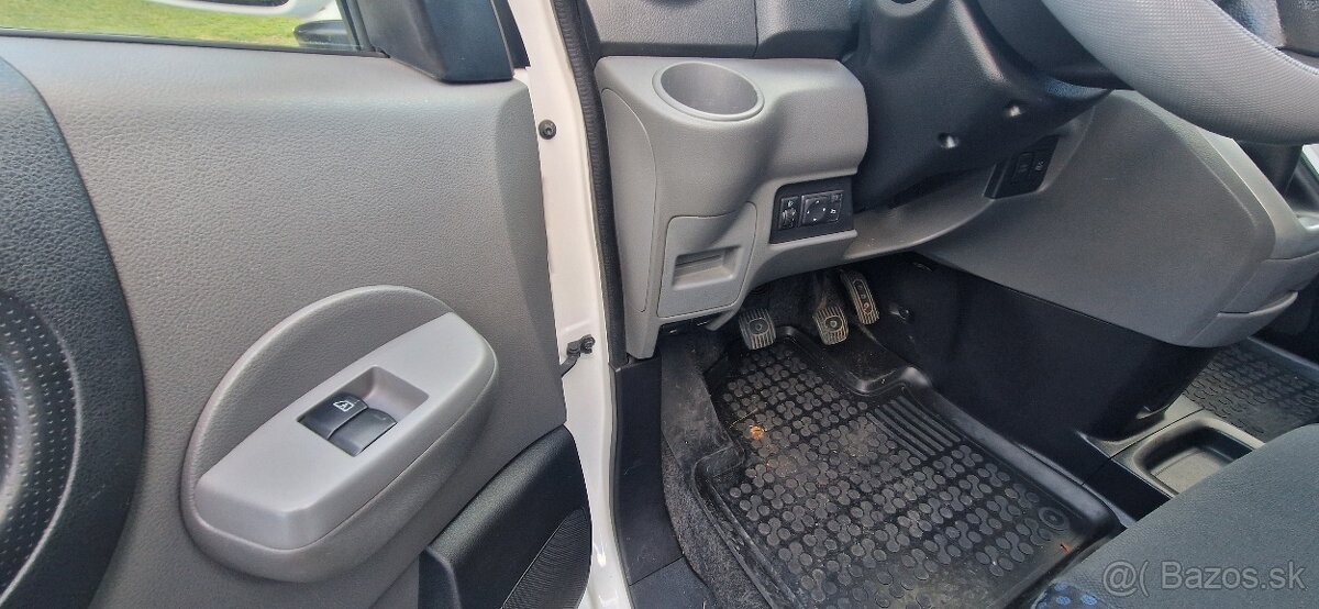 Nissan NV200 1.5 dci 7 miestne - 11