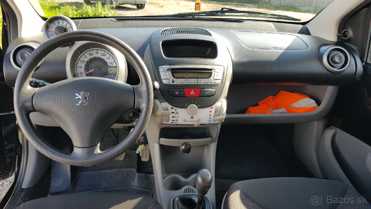 Peugeot 107 - 11