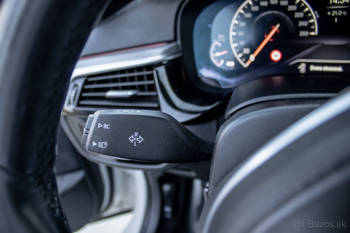 BMW 520d Touring xDrive G31 - 11