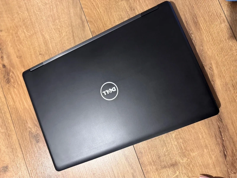 Notebook Lenovo Latitude 5580 - 11