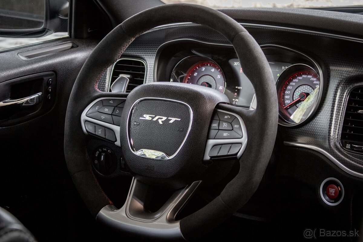 Dodge Charger SRT Hellcat 6.2L V8 - 11