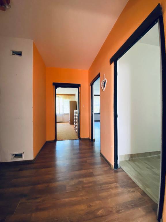 Na predaj 4 izbový byt vo vyhľadávanej obci Očová - 11