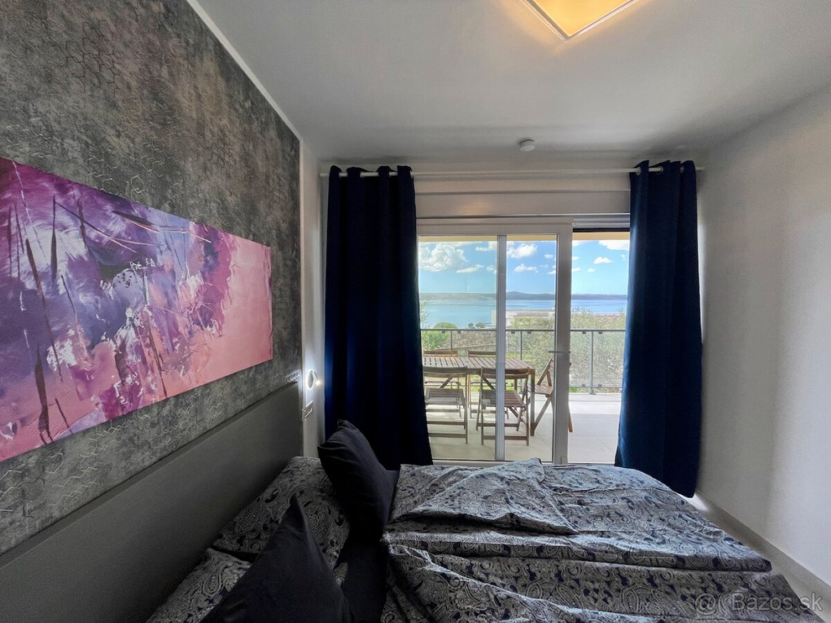 Moderný 4-izb. zariadený apartmán s bazénom, Chorvátsko - 11