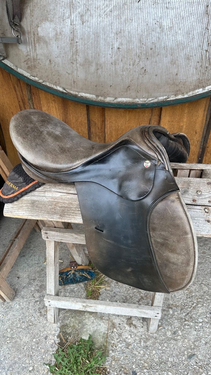 Predam sadu jazdeckých sediel 3 kusi - 11