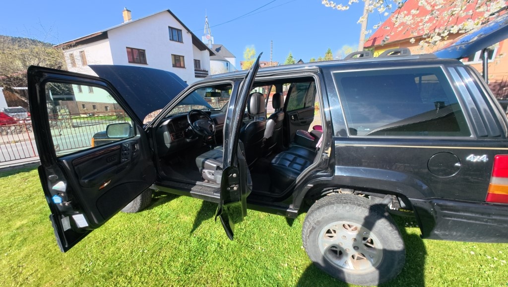 Jeep Grand Cherokee 5.2 Limited - 11