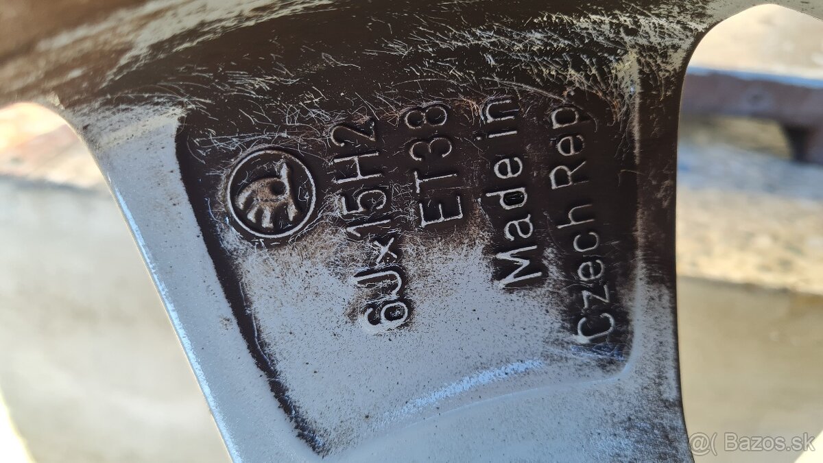 5x100 R15 originál Škoda elektróny - 11