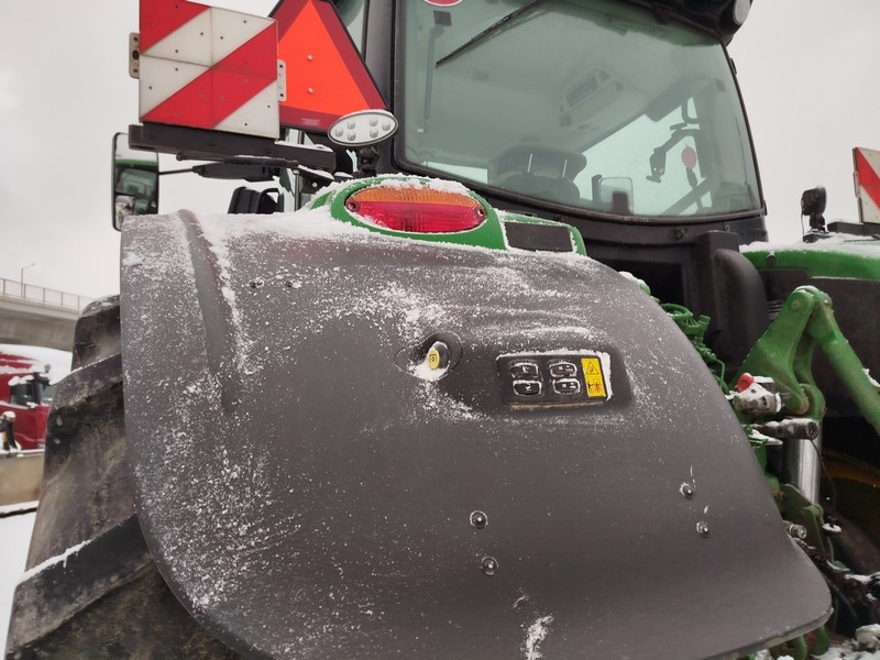 Traktor JOHN DEERE 6R250 - 11