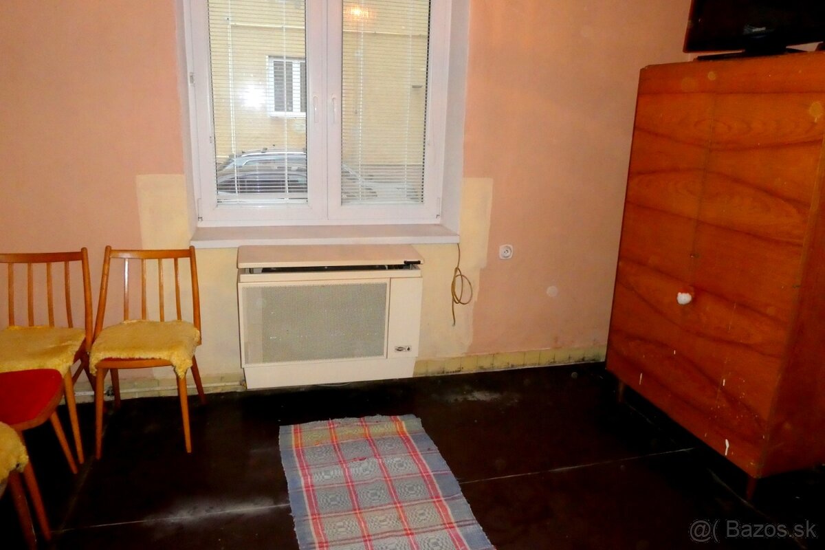 Na predaj 2,5 izbový tehlový byt v Cinobani - 11