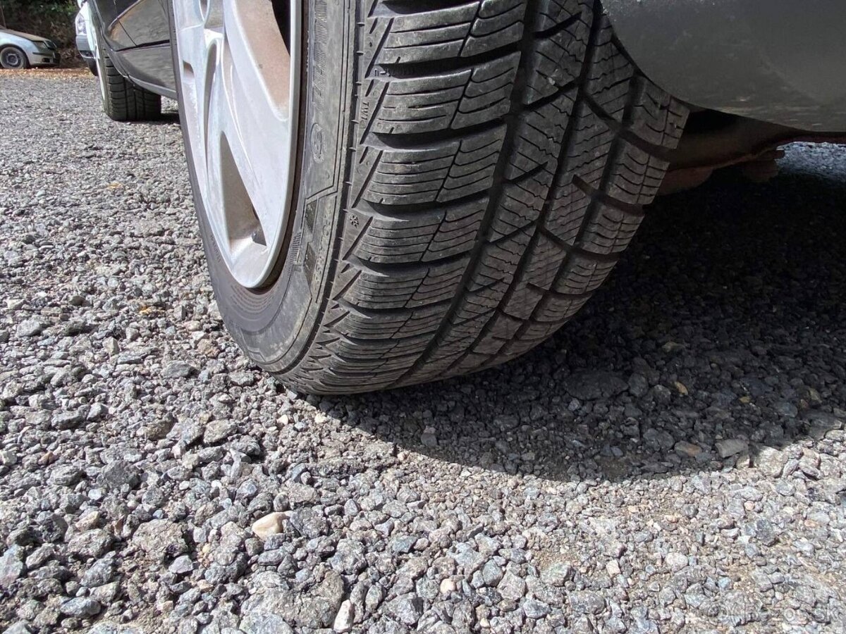 Ford Focus C-Max Trend 1.8i 92kW klimatizace el.ok - 11