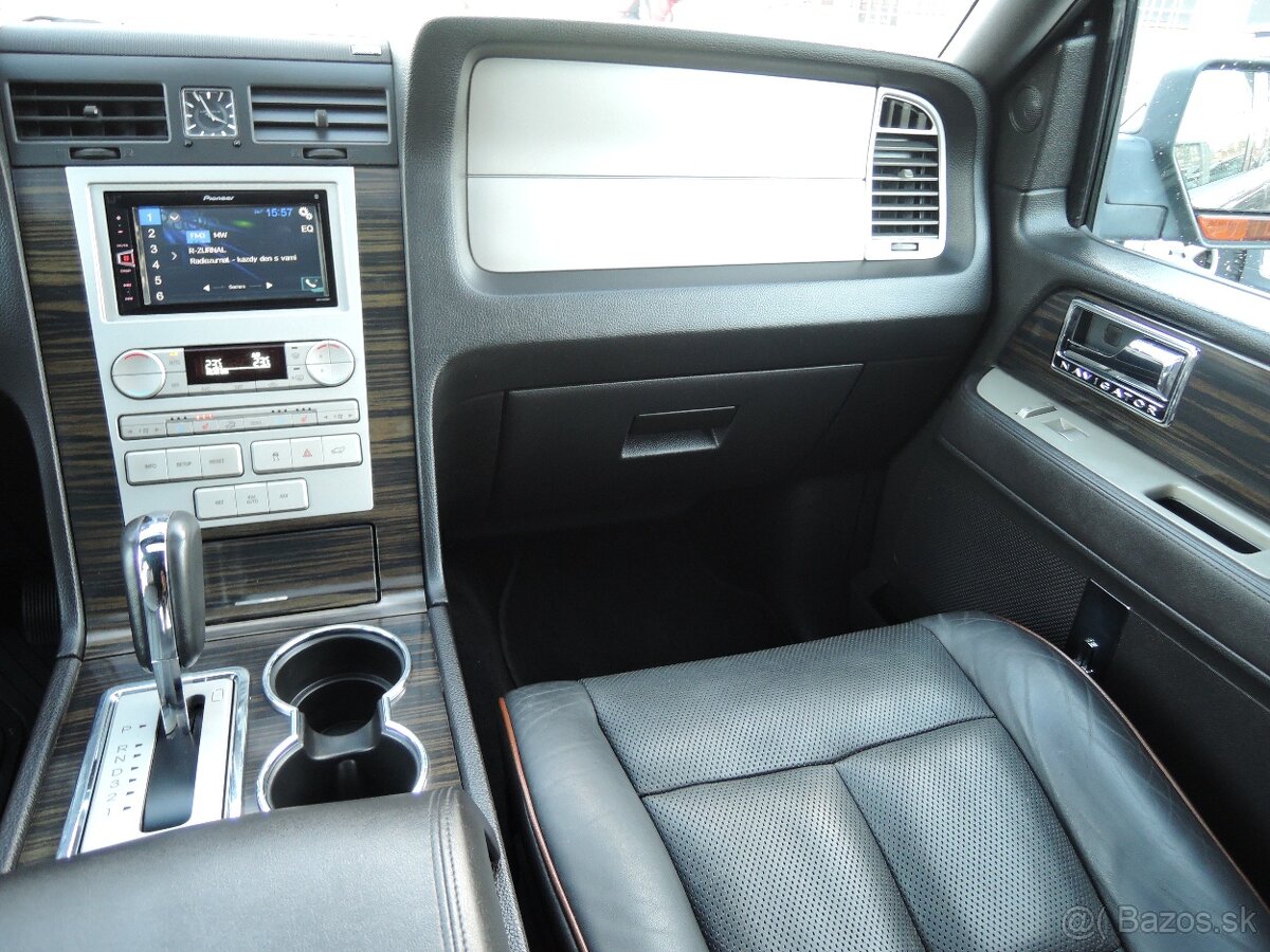 Lincoln Navigator 5,4i V8 24V Aut. LPG 7.míst 2007 - 11