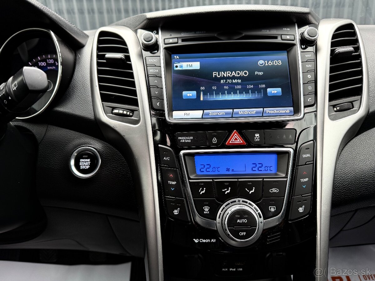 Hyundai i30 1.6Crdi 94kw facelift - 11