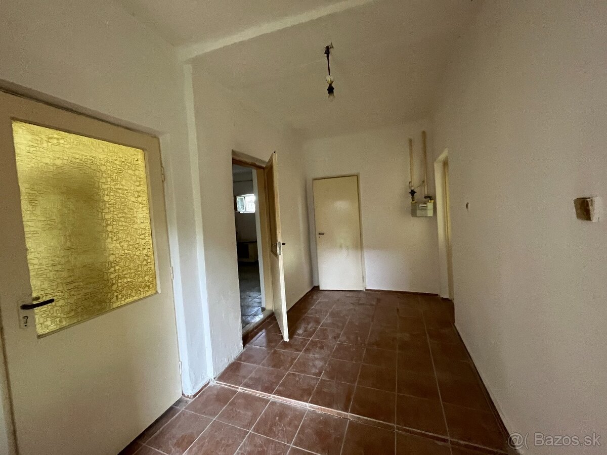 Szuhogy - 3 izbový rodinný dom - 11