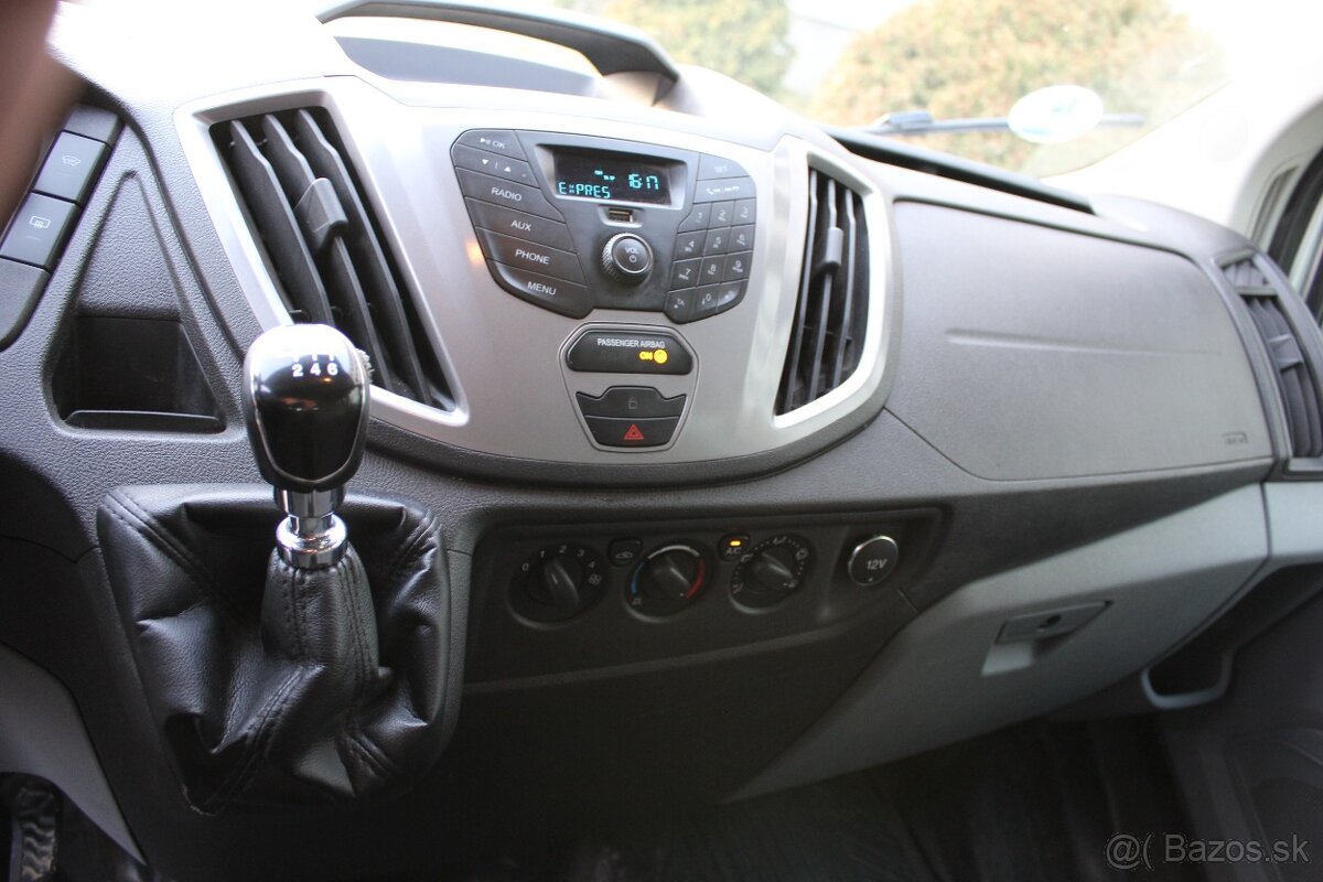 Ford Transit 9 miest 2015 - 11