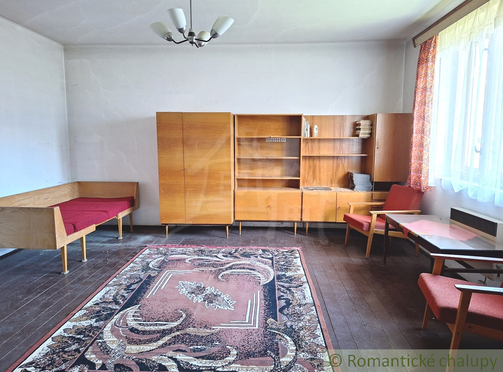 Drevenica medzi Liptovským Mikulášom a Liptovským Hrádkom. - 11