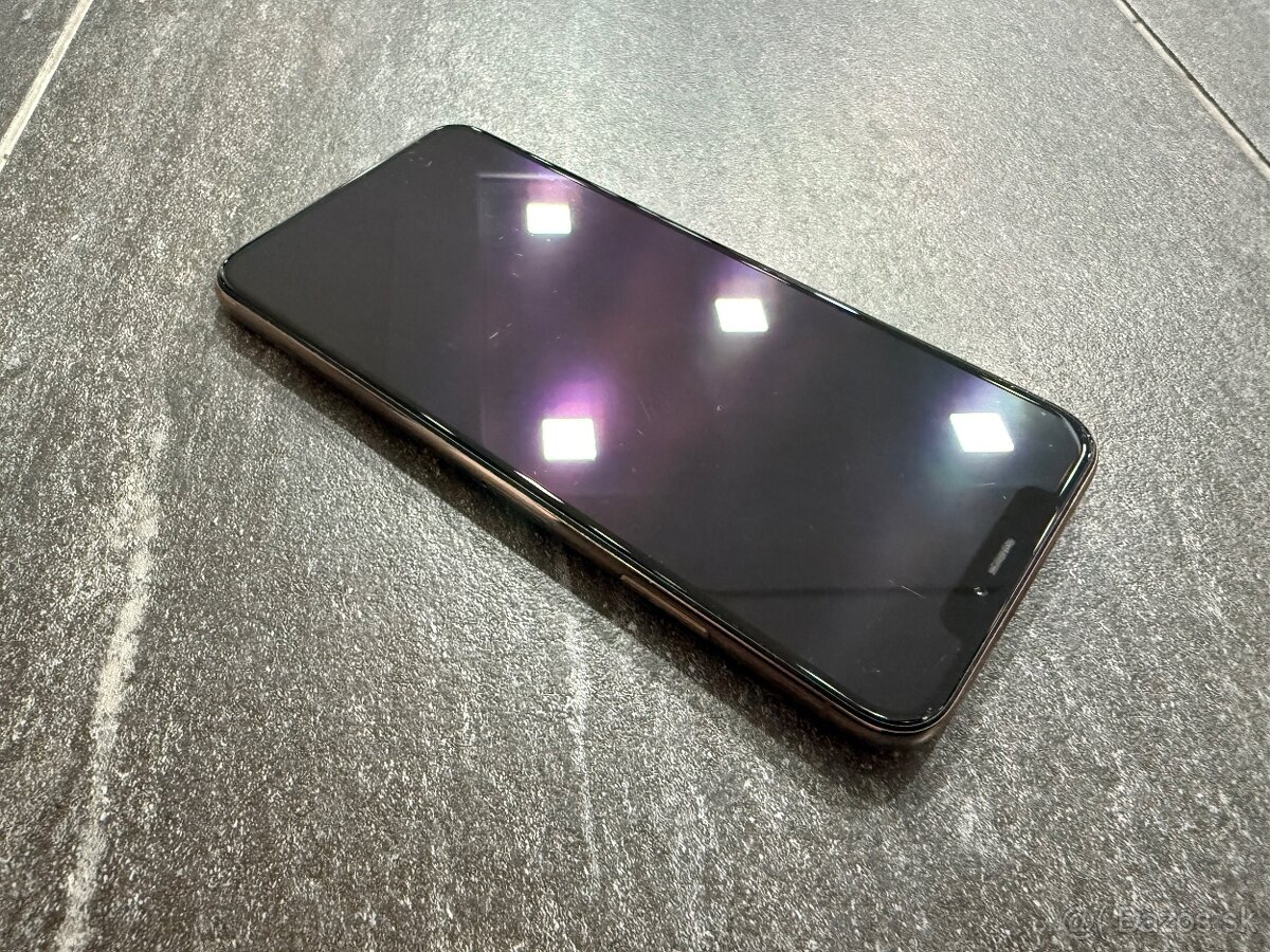 Apple iPhone XS Max 64 GB Gold - 11