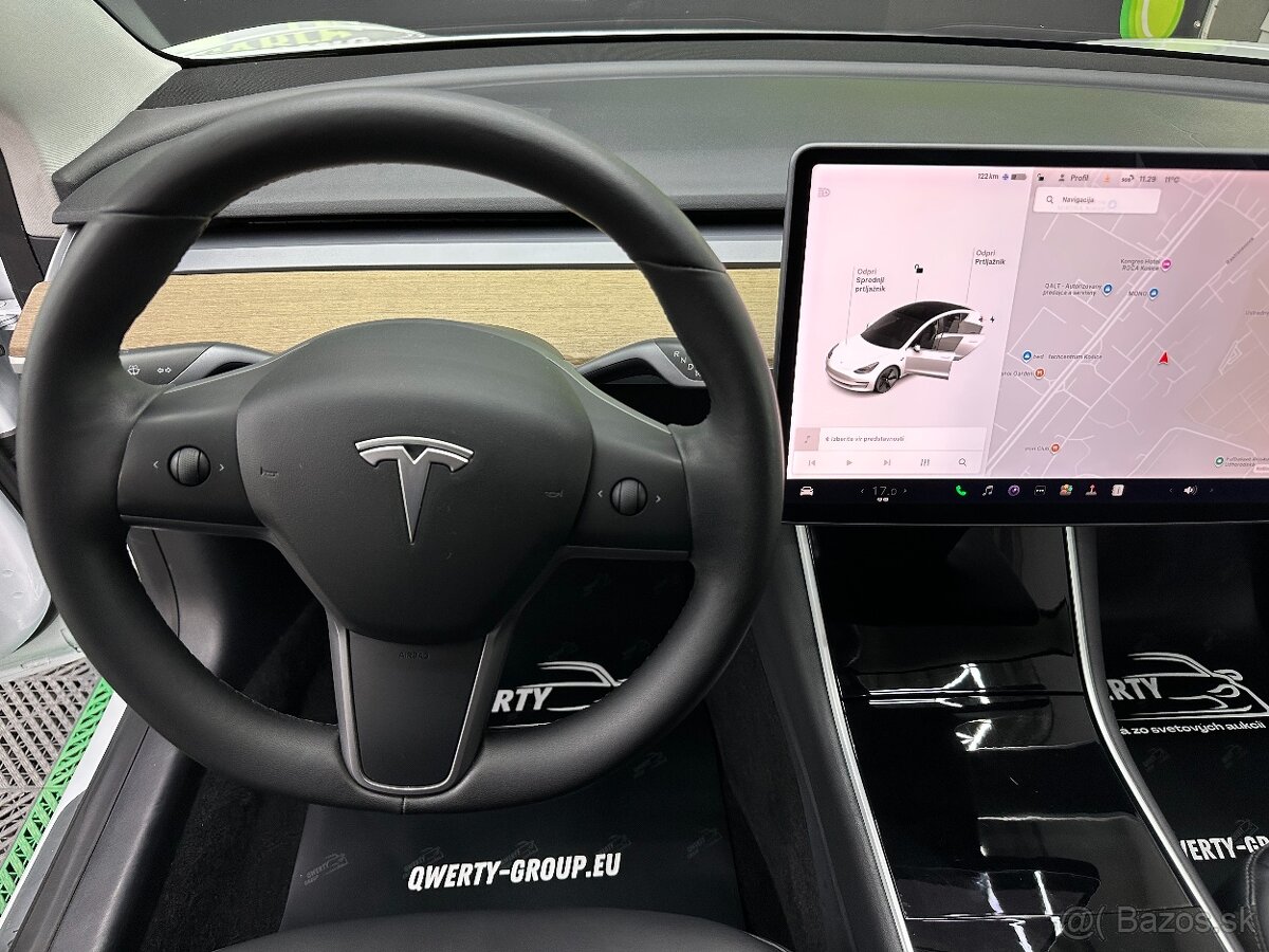 Tesla Model 3 Standard Range 2020 - 11